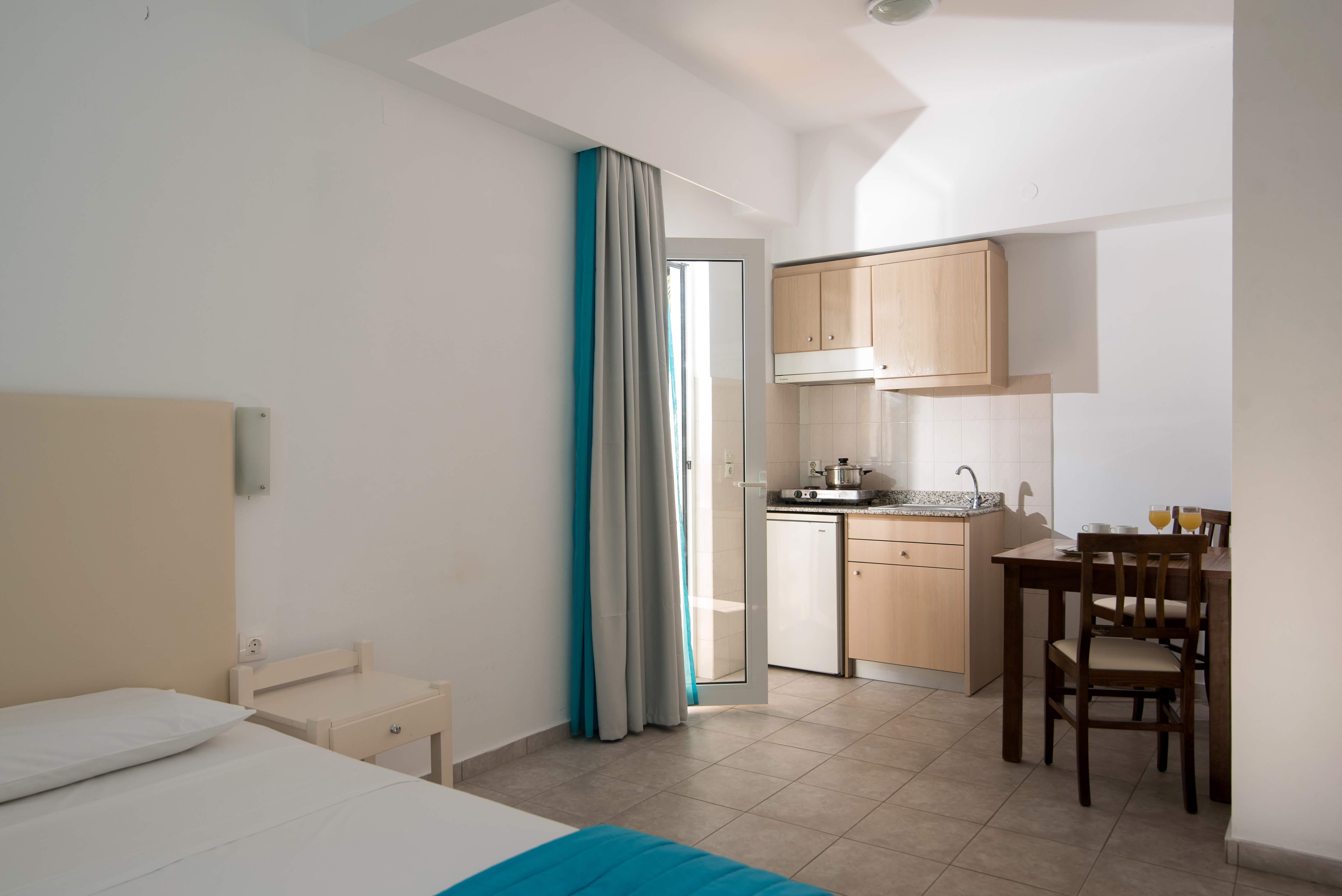Ibiscus Hotel Malia Dış mekan fotoğraf